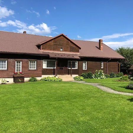 Mily Apartament Ustrzyki Dolne Exterior foto